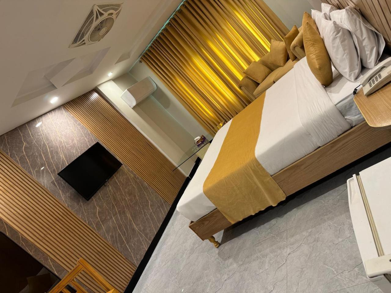 Atlas Hotel Islamabad Bagian luar foto