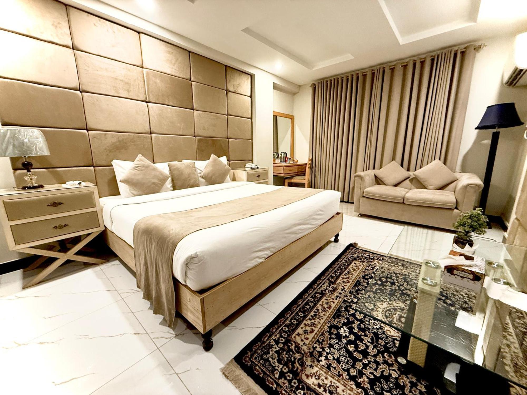 Atlas Hotel Islamabad Bagian luar foto