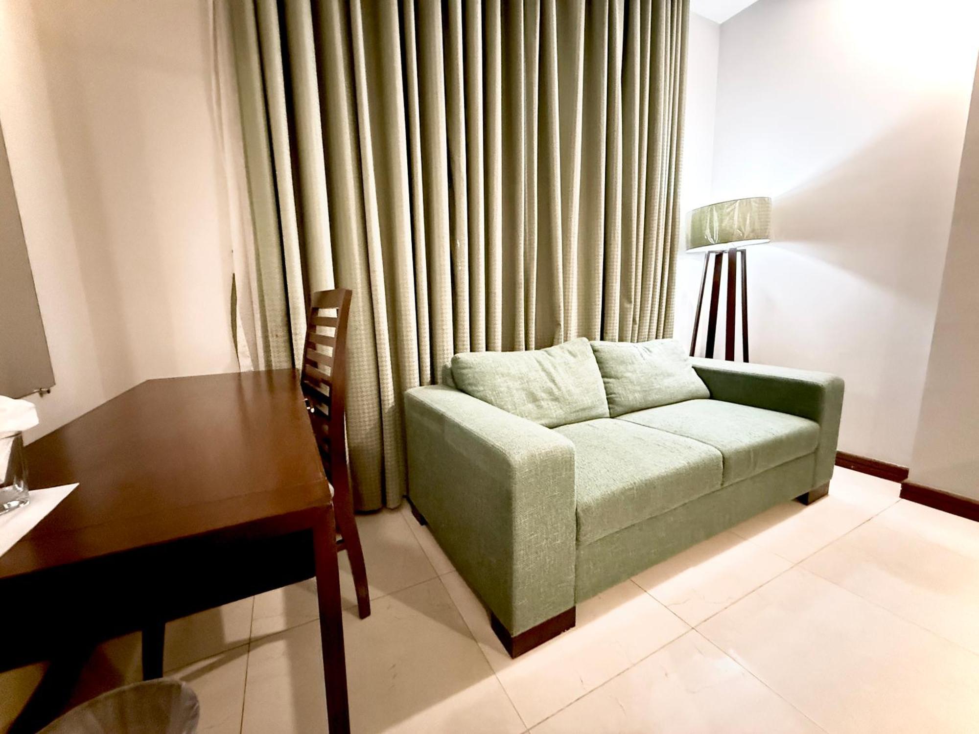 Atlas Hotel Islamabad Bagian luar foto